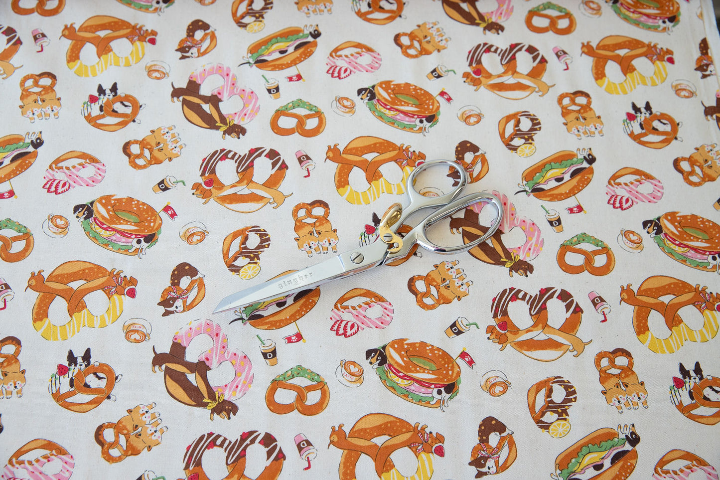 Cotton Oxford - Pretzel Dogs