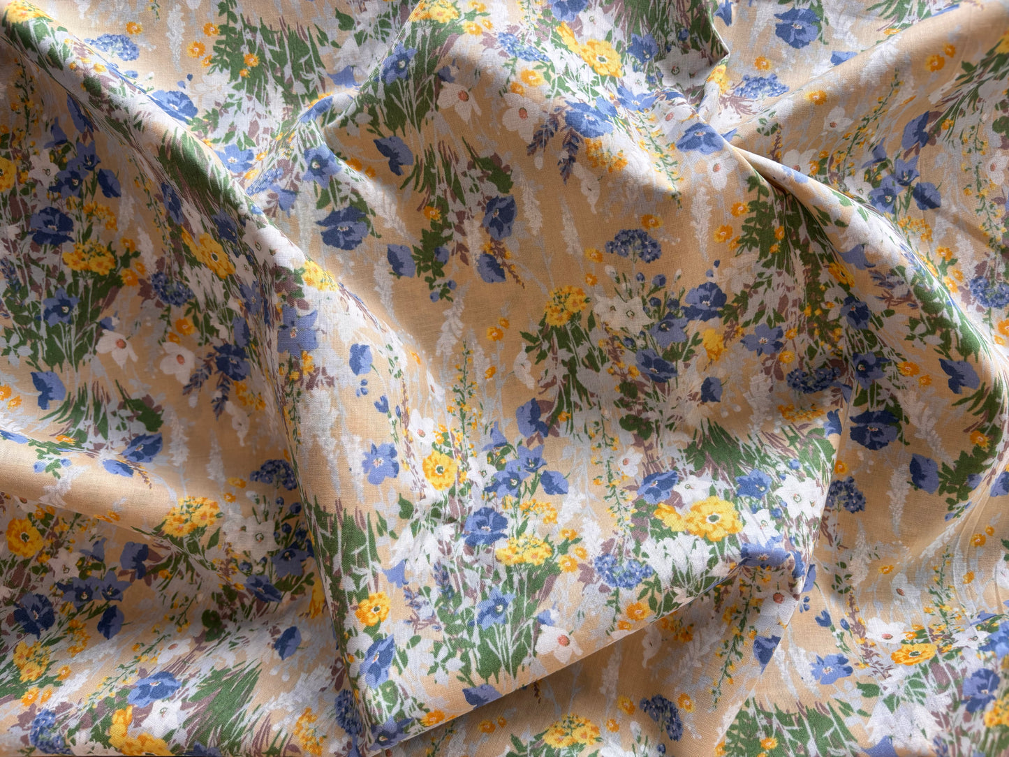 Kokka - Vintage Floral Cotton Lawn