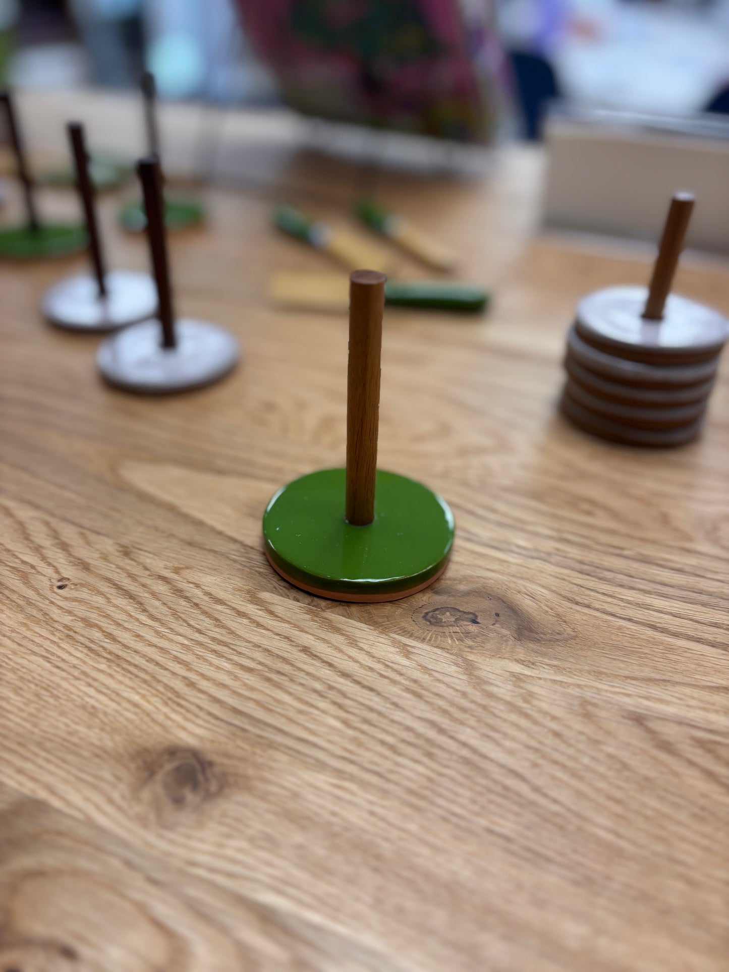 Set of 4 Pattern Weights with Stand