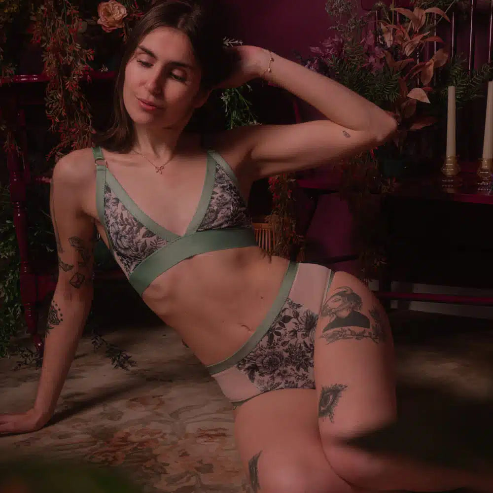 Intermediate: Bralette & Panties, October 31 & November 1