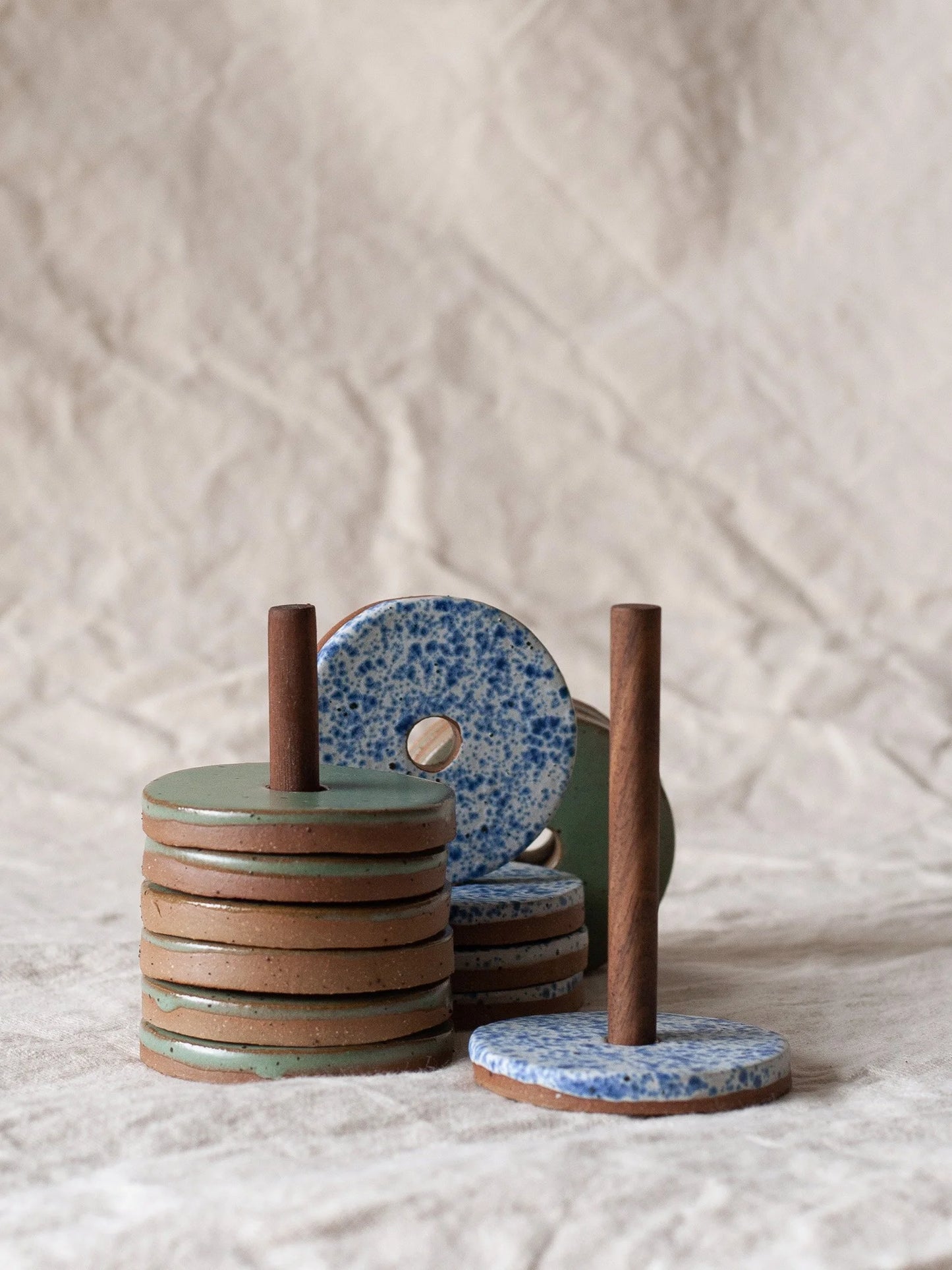Set of 4 Pattern Weights with Stand