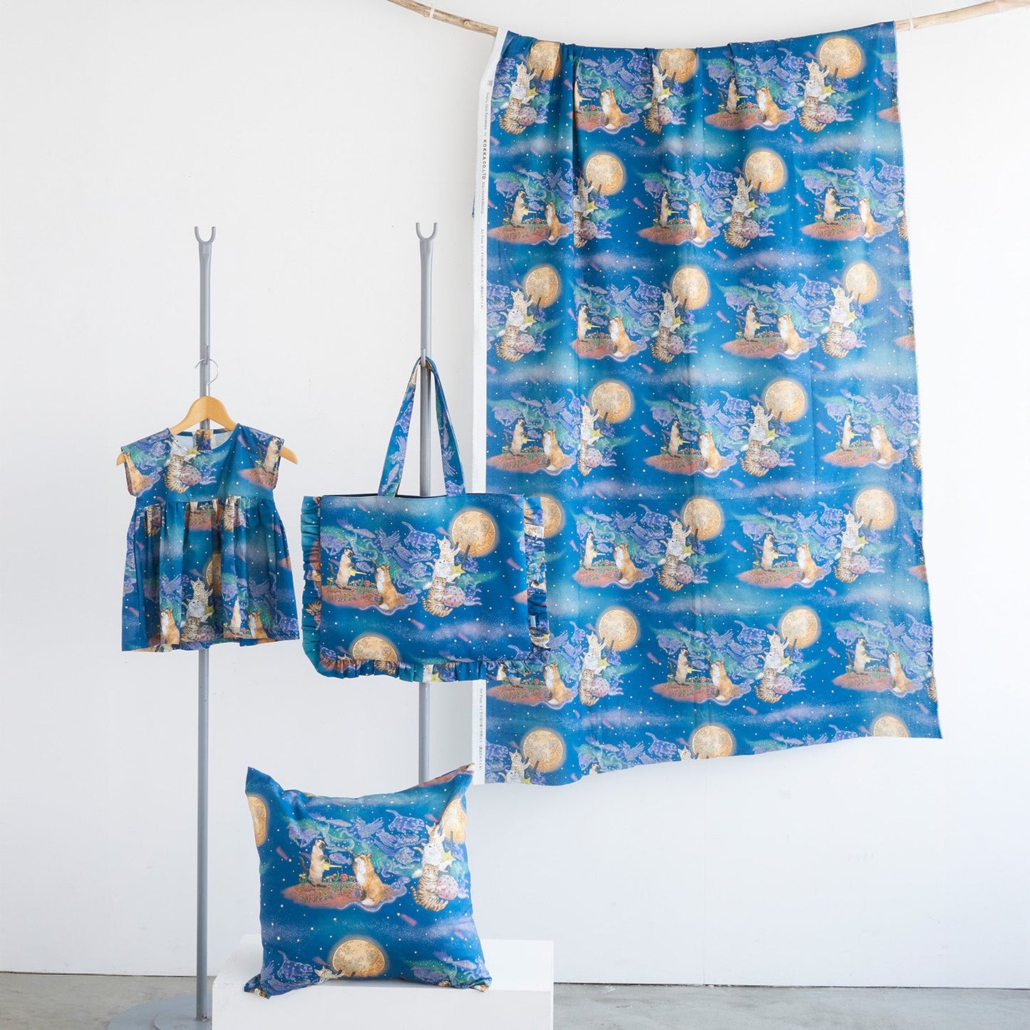 Kokka - 365 Cat Art Moonlight Cat Cotton Sheeting