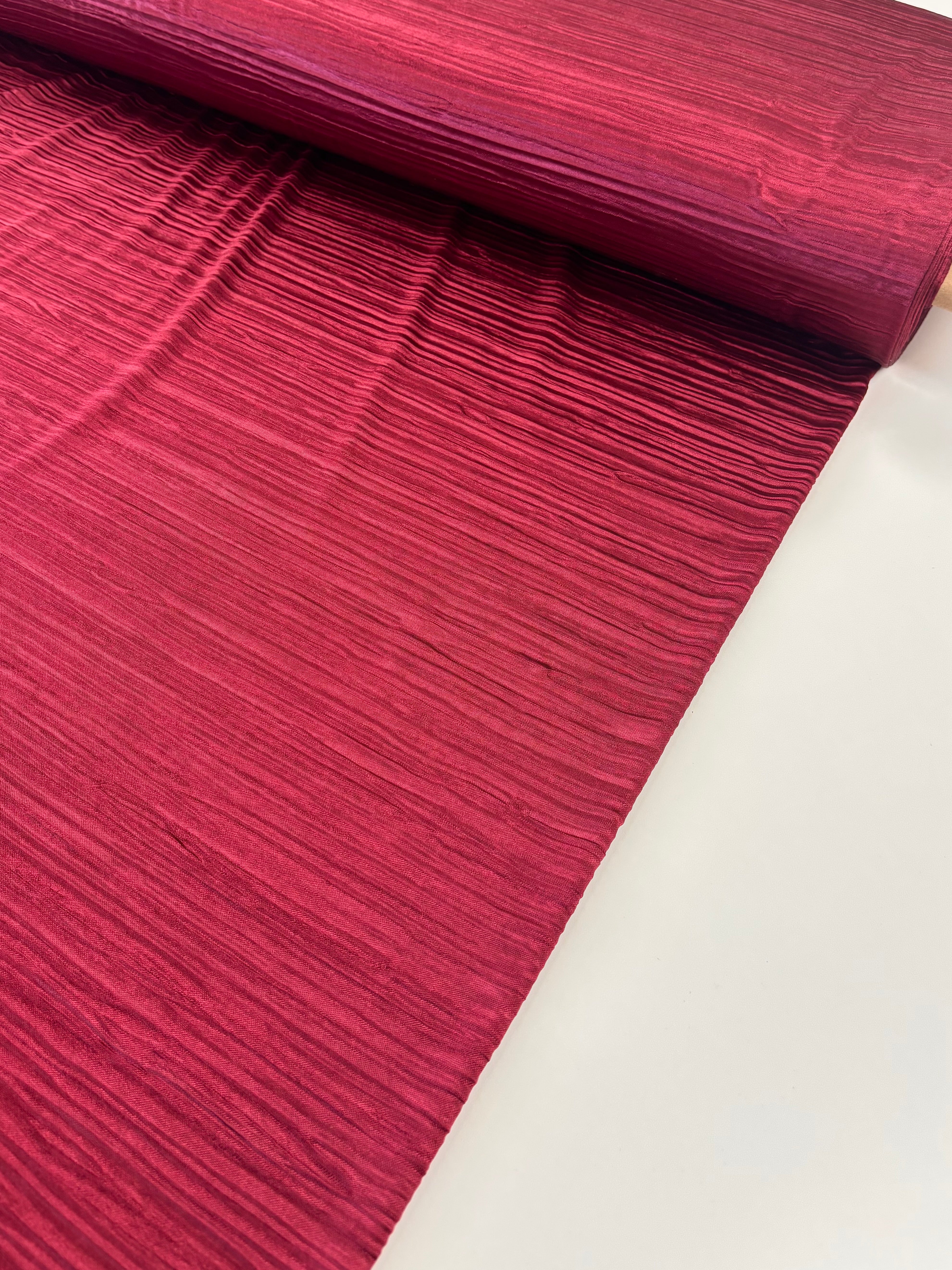 Deadstock Burgundy Plissé