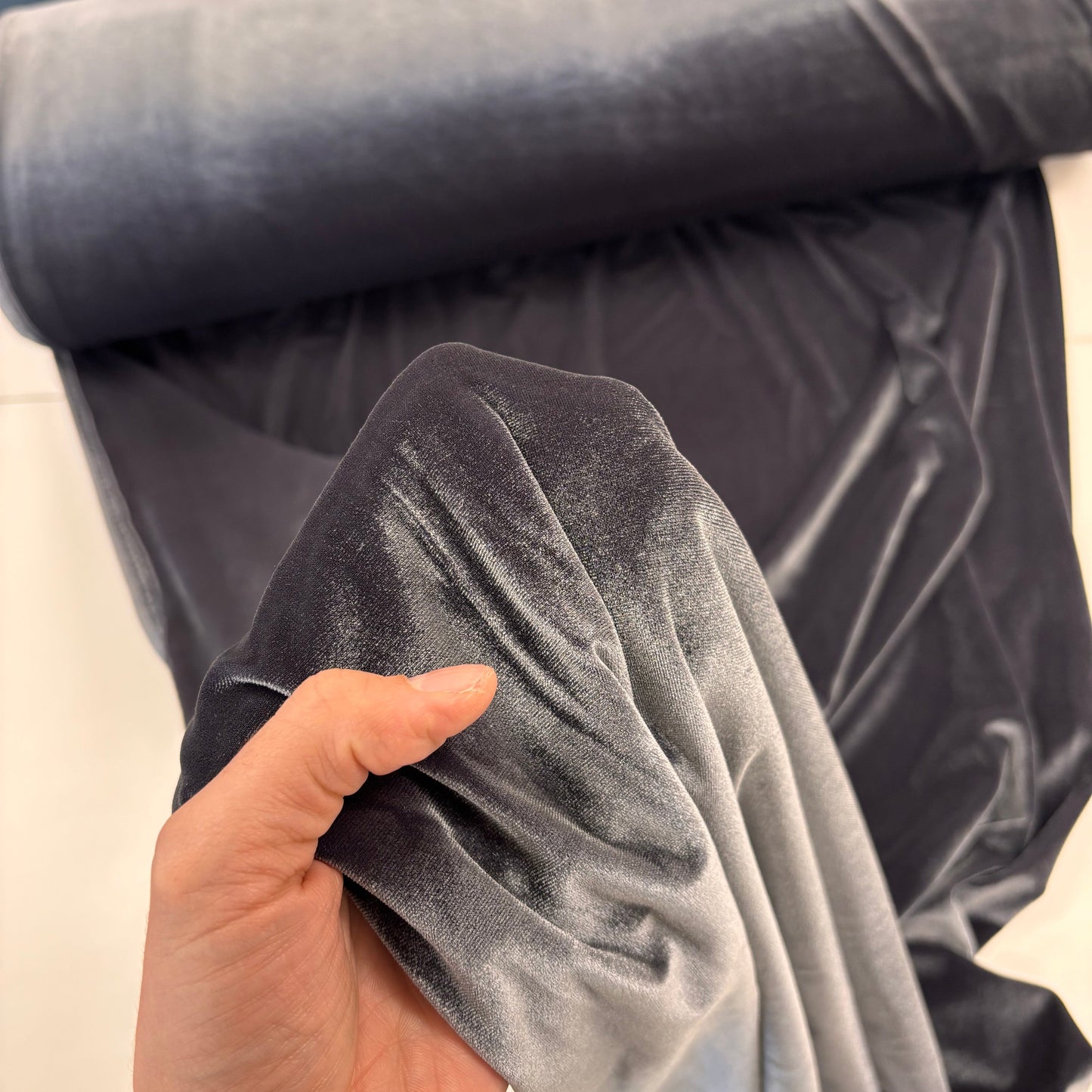 Deadstock Stretch Velvet - Silver