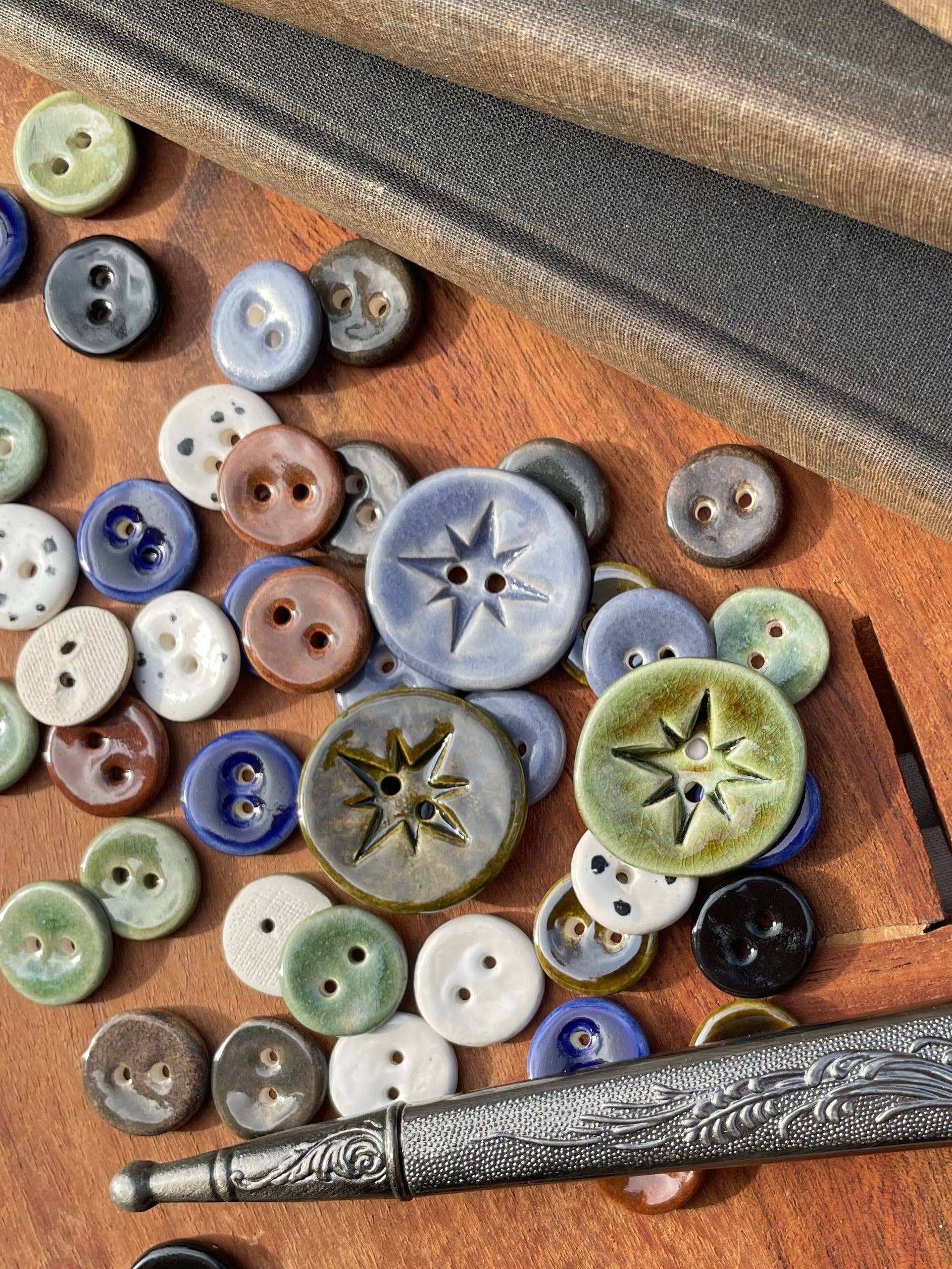 30mm Jumbo Star Button
