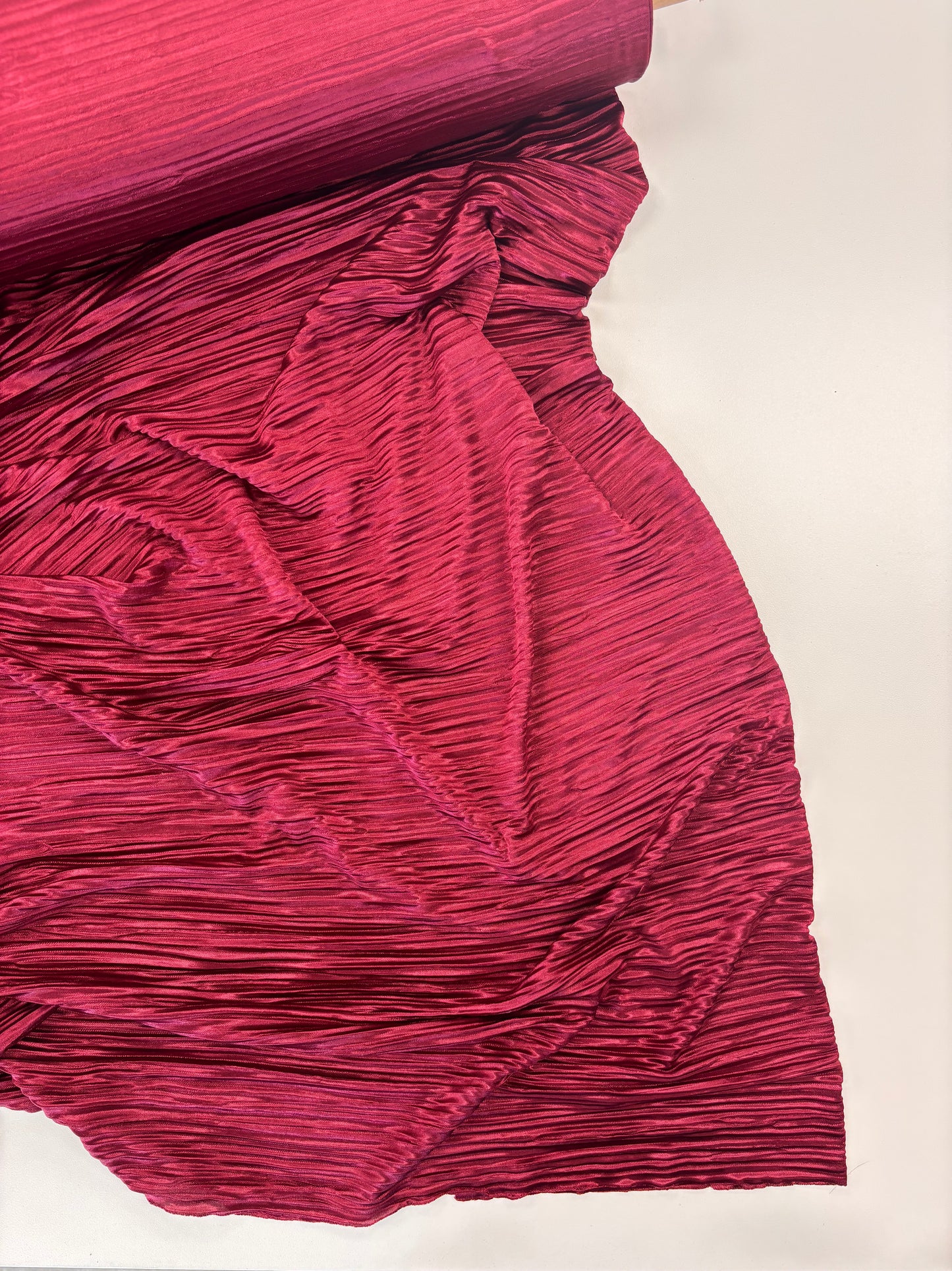 Deadstock Burgundy Plissé