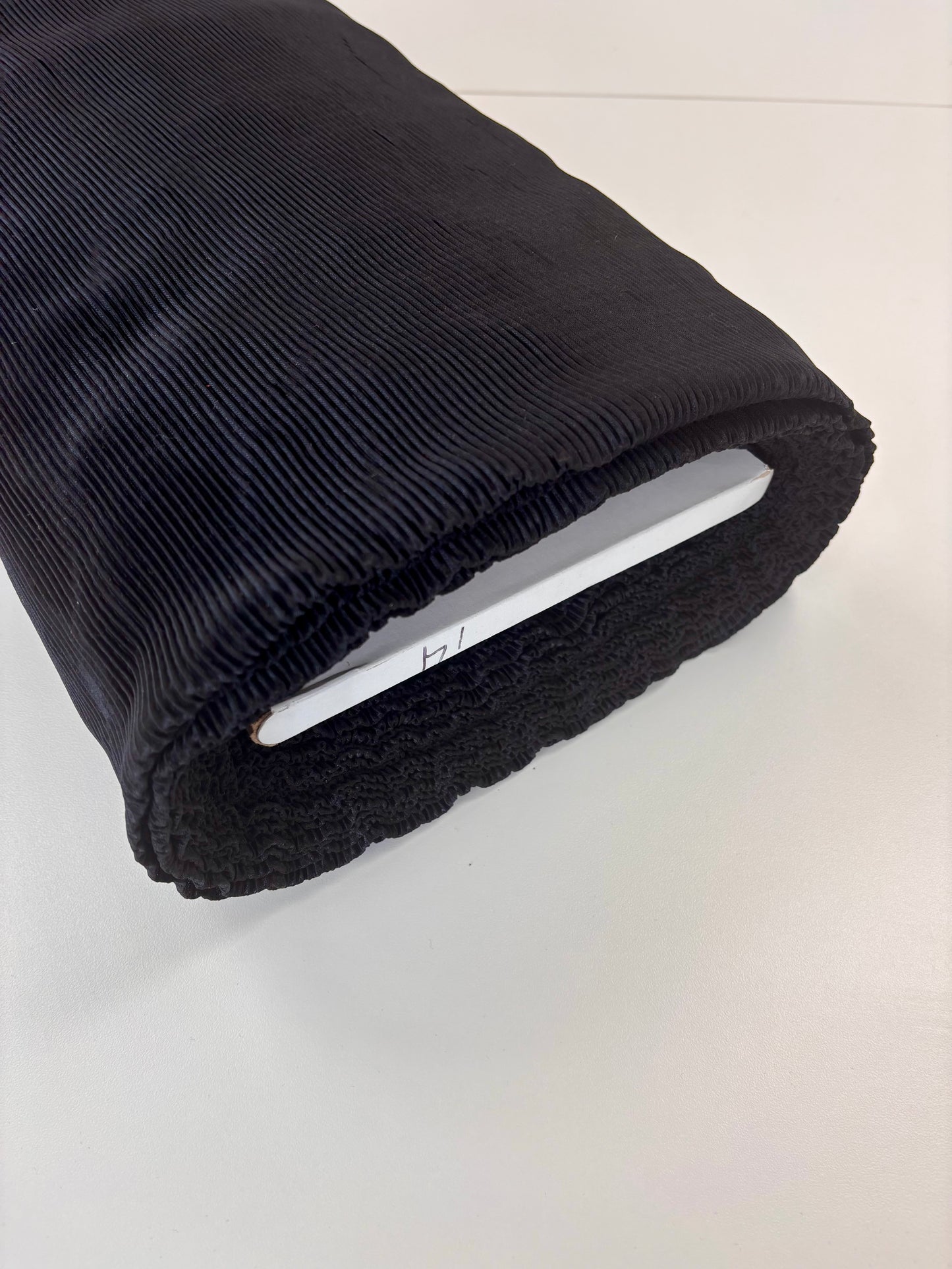 Deadstock Black Plissé