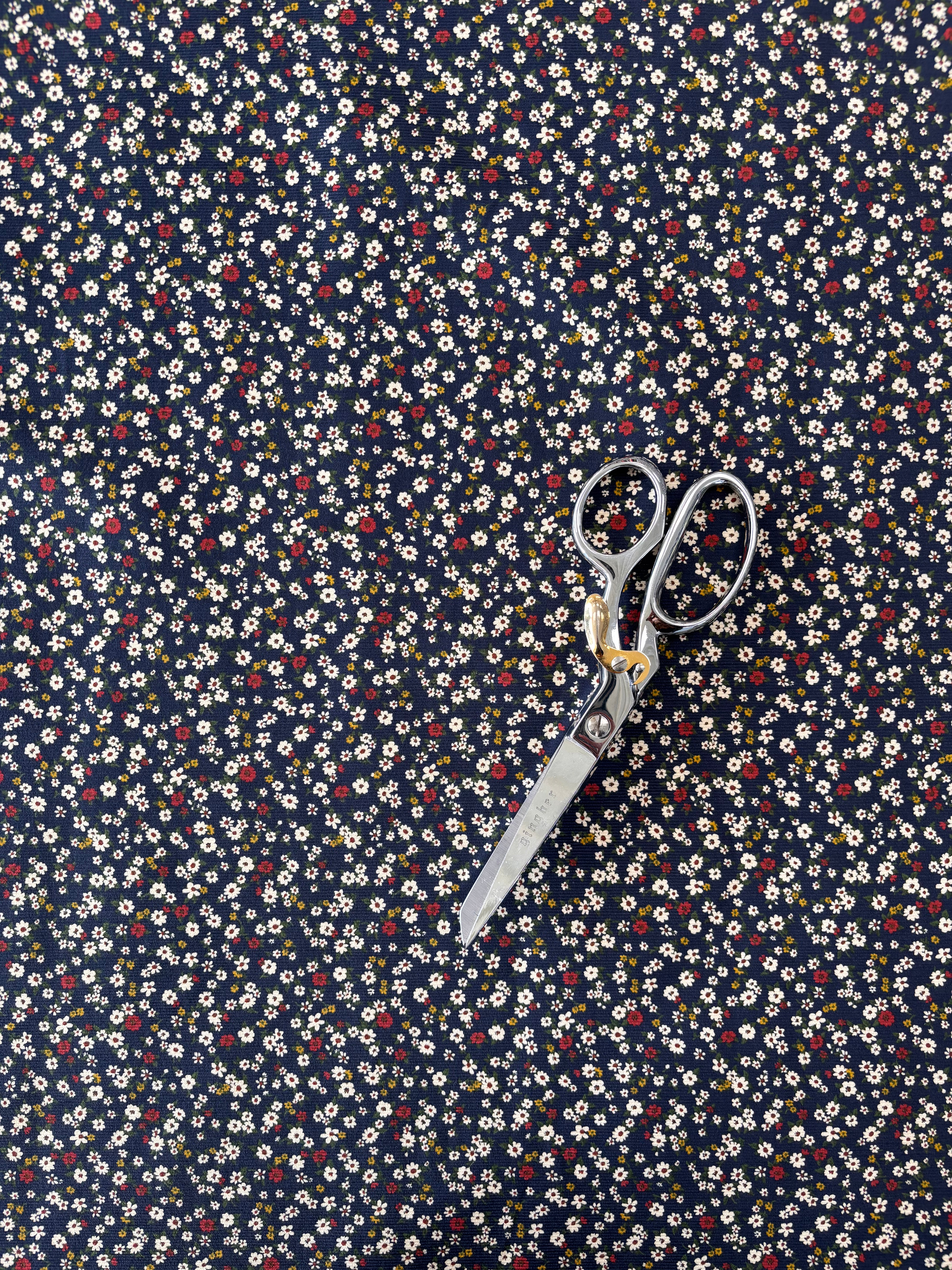 Kokka - Ditsy Floral Corduroy (Navy)