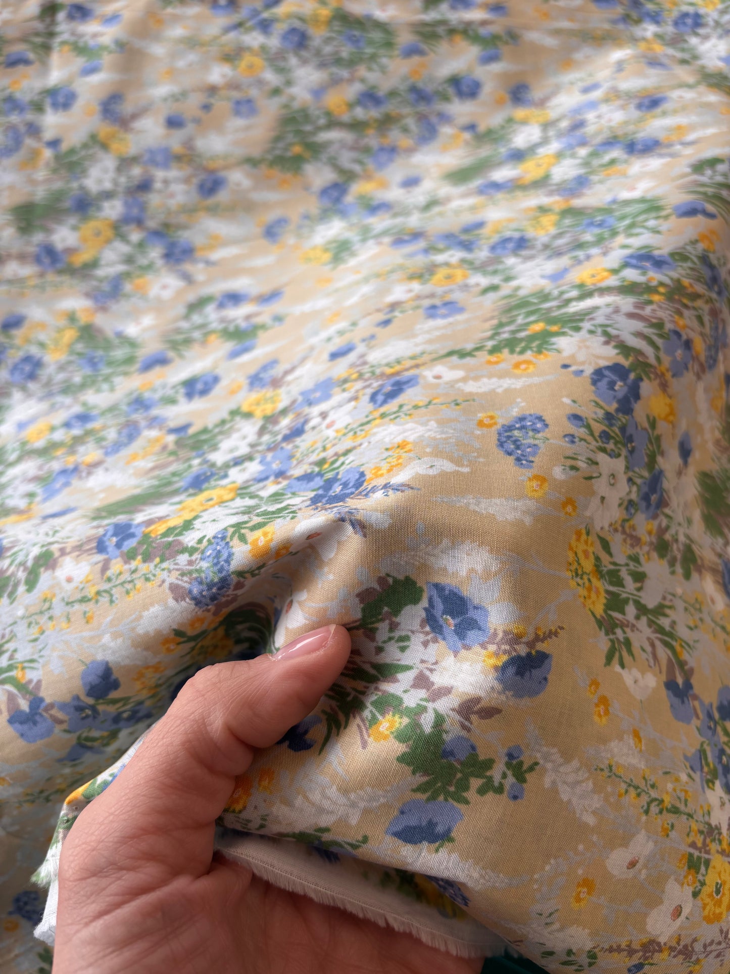 Kokka - Vintage Floral Cotton Lawn