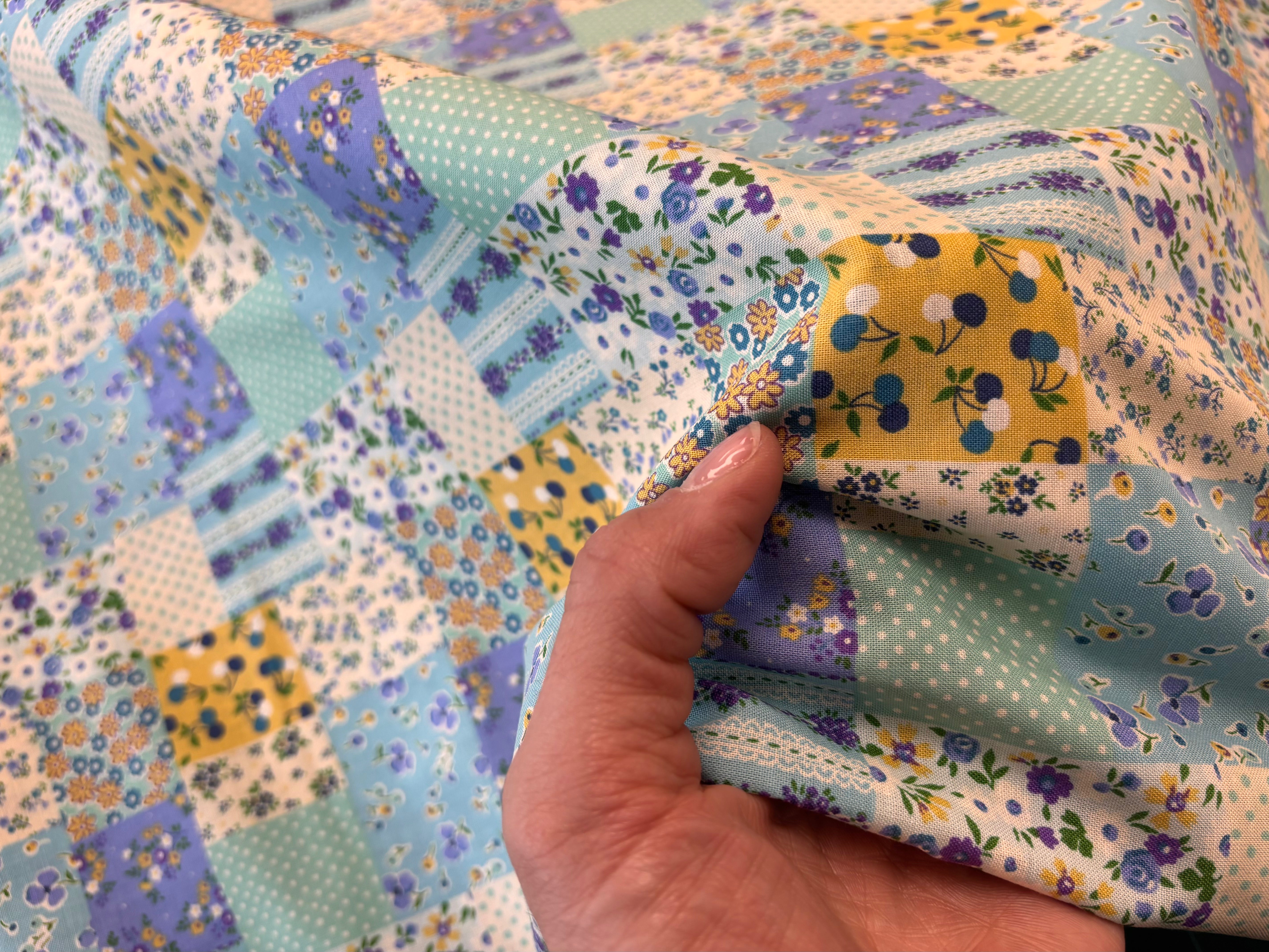 Sevenberry Country Floral Cottage (Light Blue)