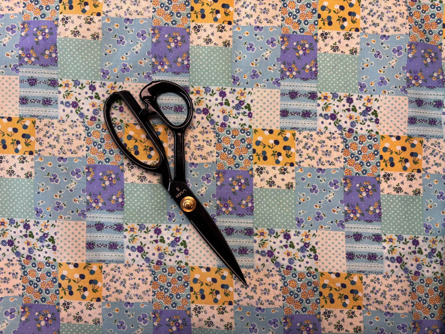 Sevenberry Country Floral Cottage (Light Blue)