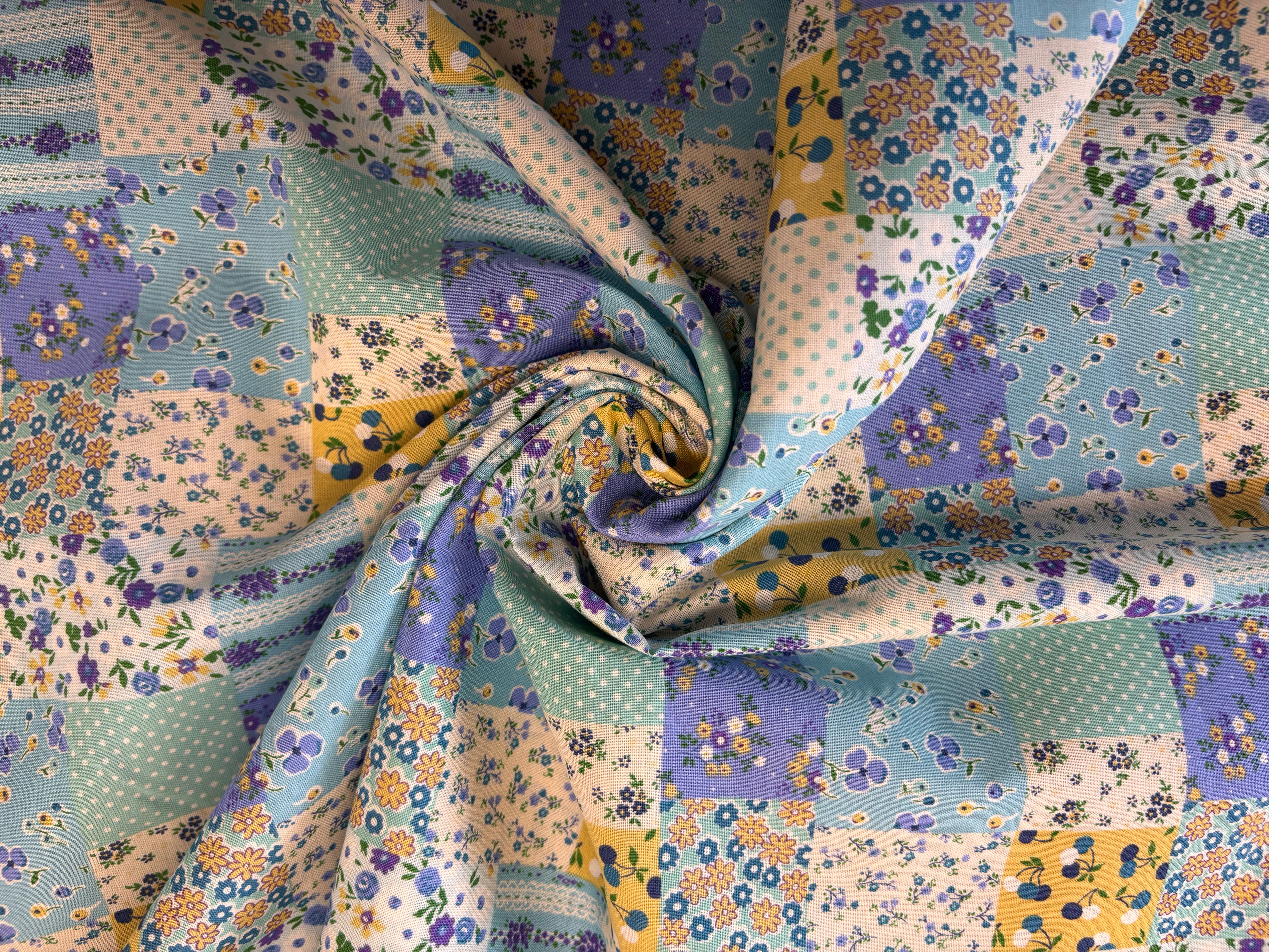 Sevenberry Country Floral Cottage (Light Blue)