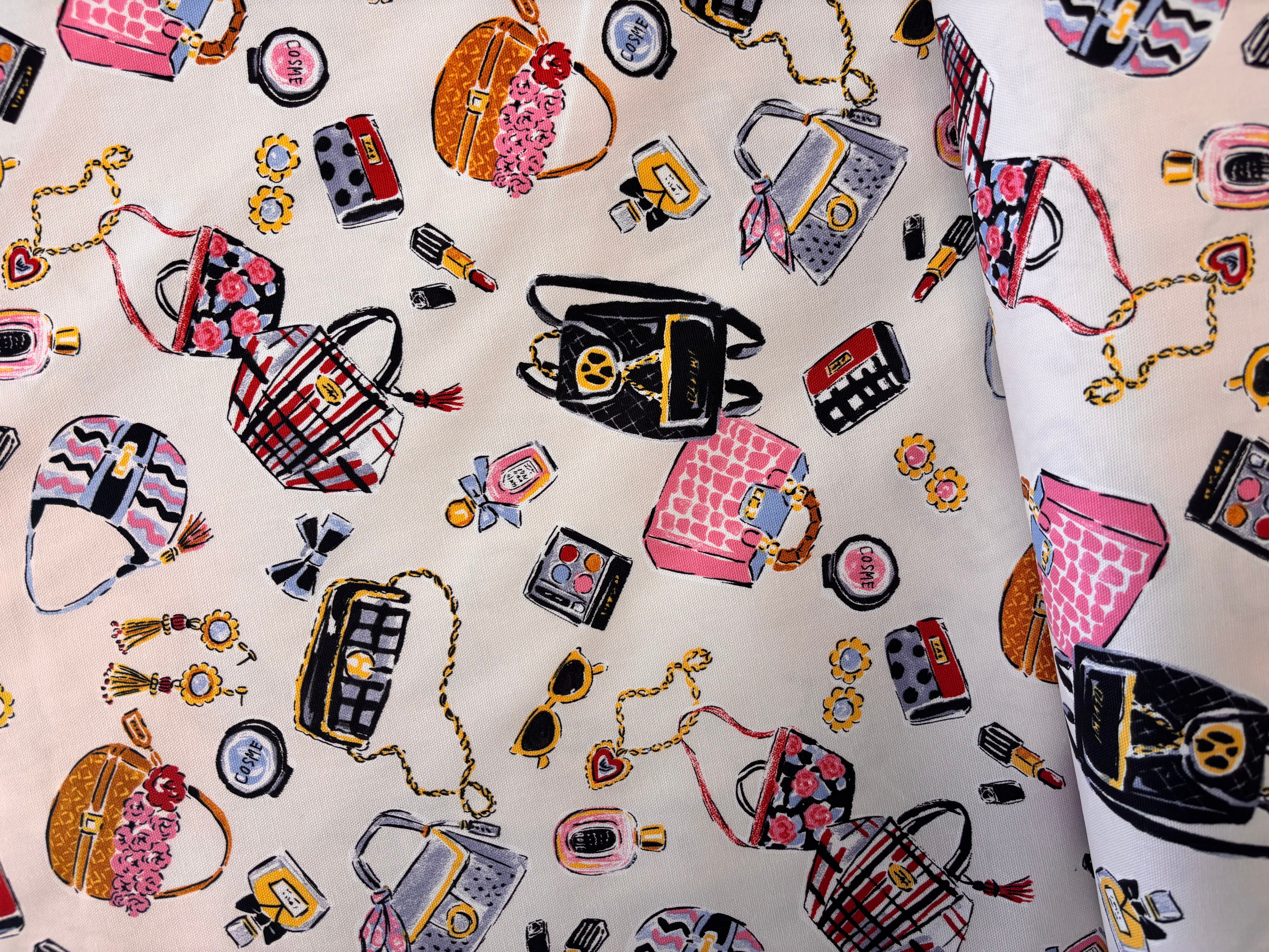 Kokka Cotton Oxford - Purses & Makeup!