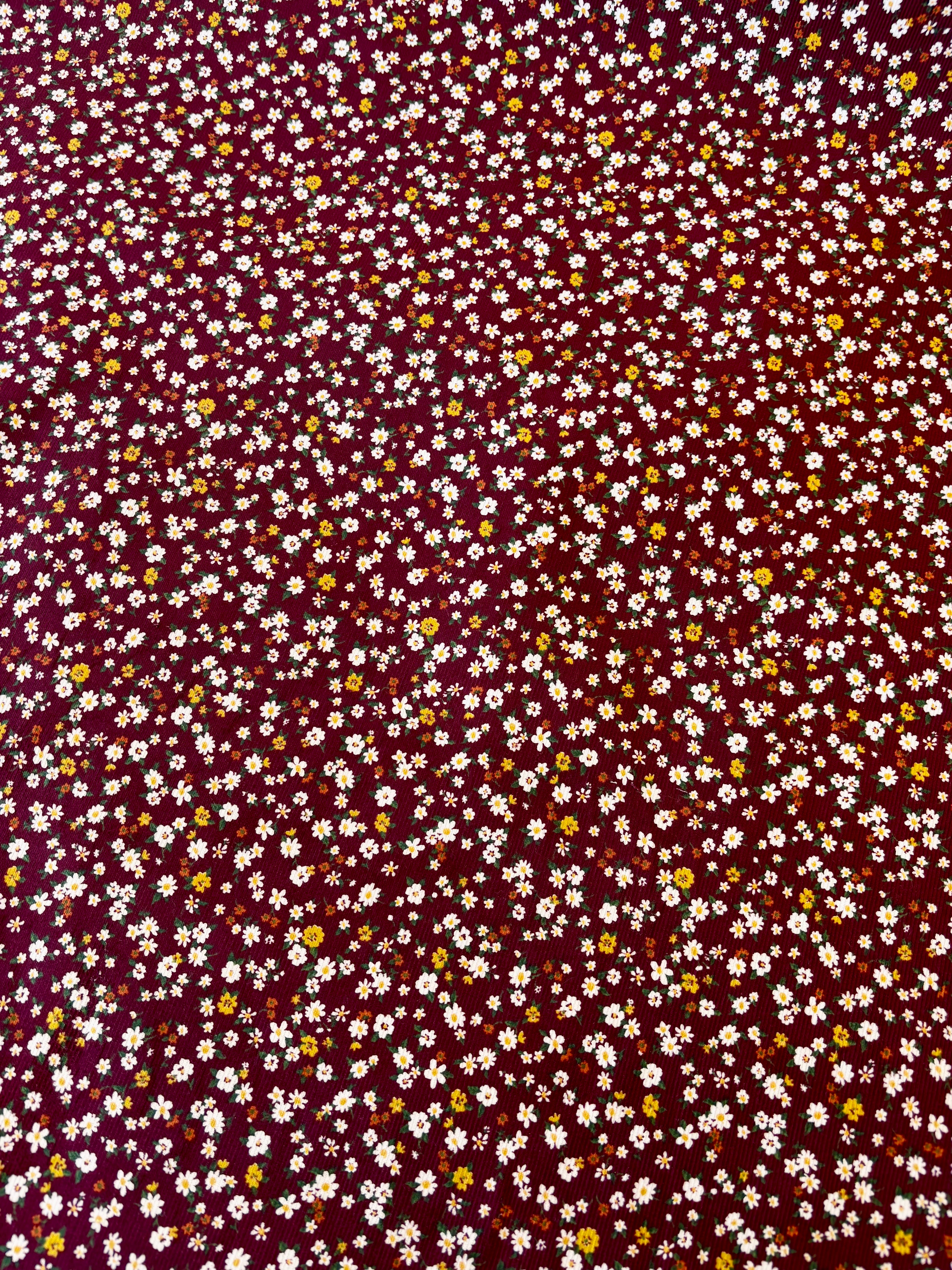 Kokka - Ditsy Floral Corduroy (Deep Red)