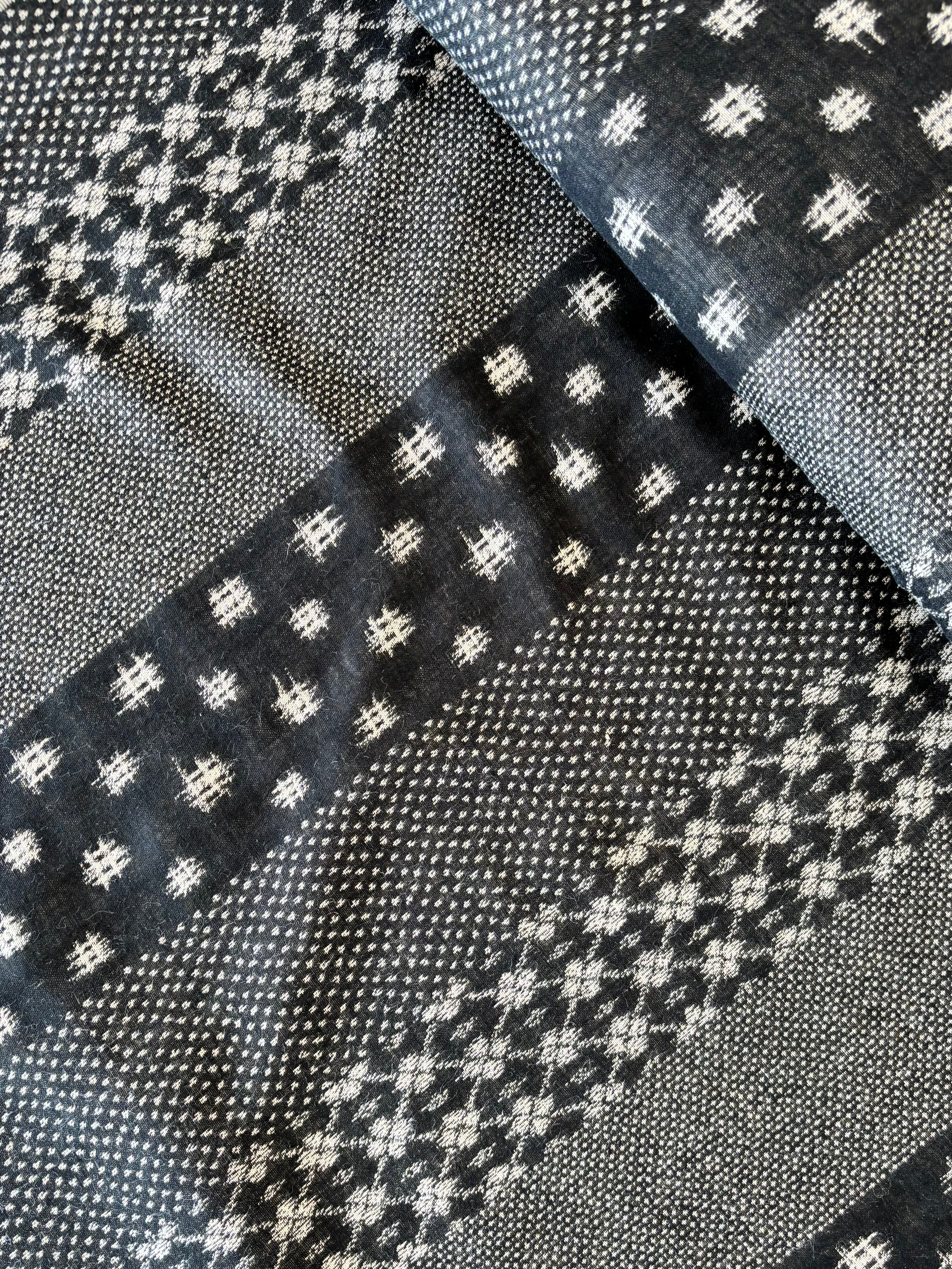 Kobayashi - Reversible Wide Stipe Cotton in Black