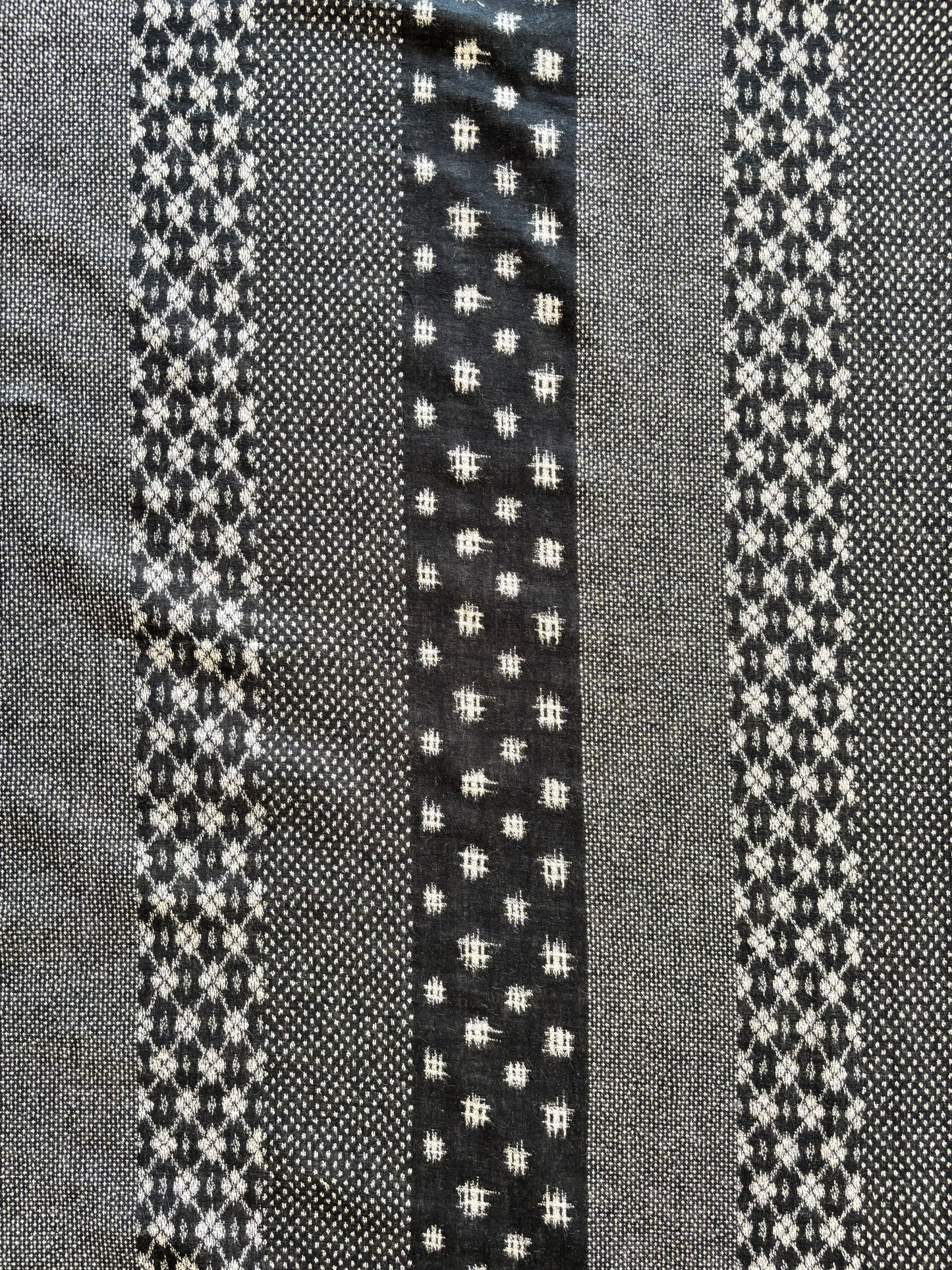 Kobayashi - Reversible Wide Stipe Cotton in Black