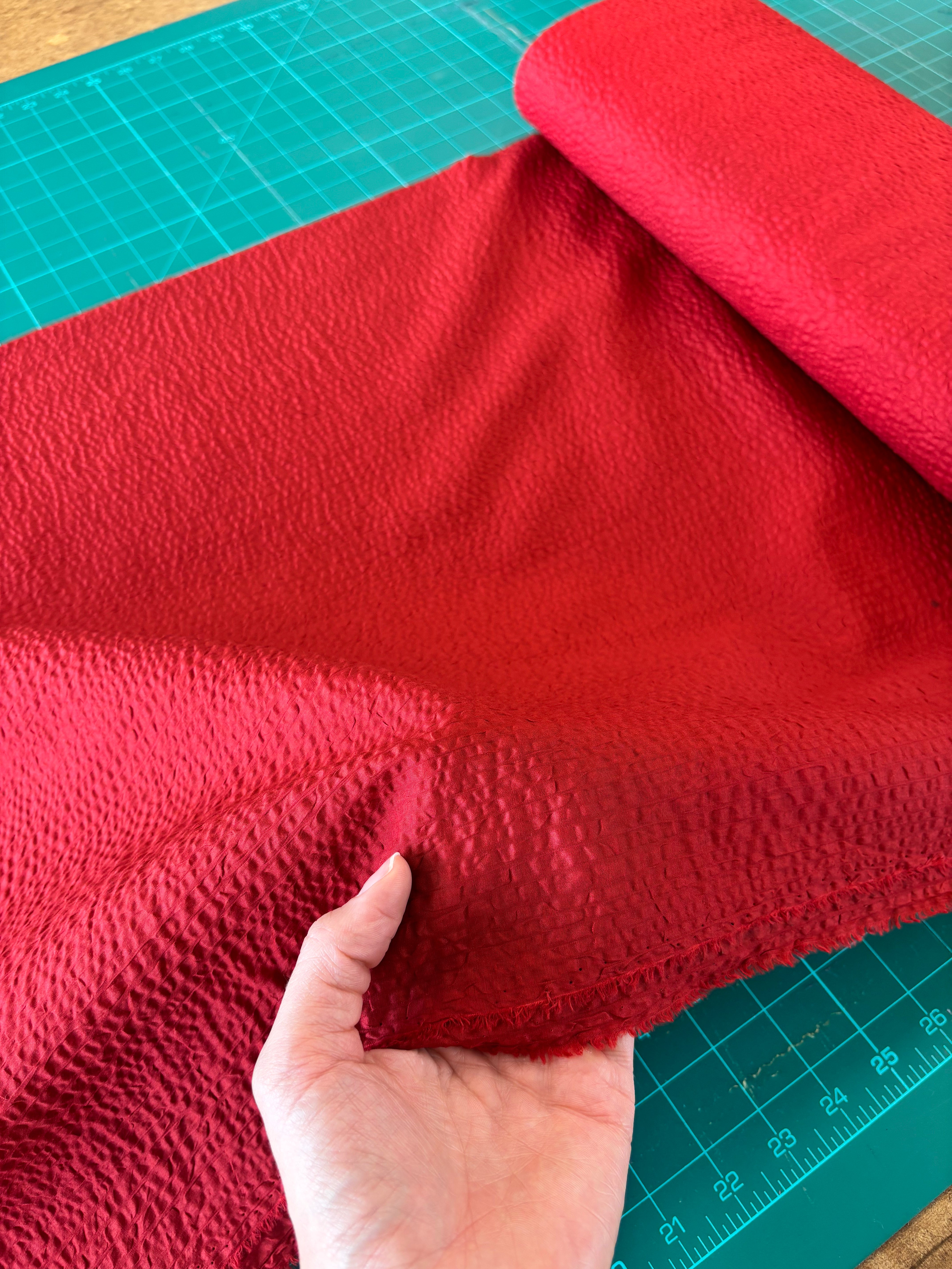 Cosmo - Ripple Cotton Lawn in Crimson