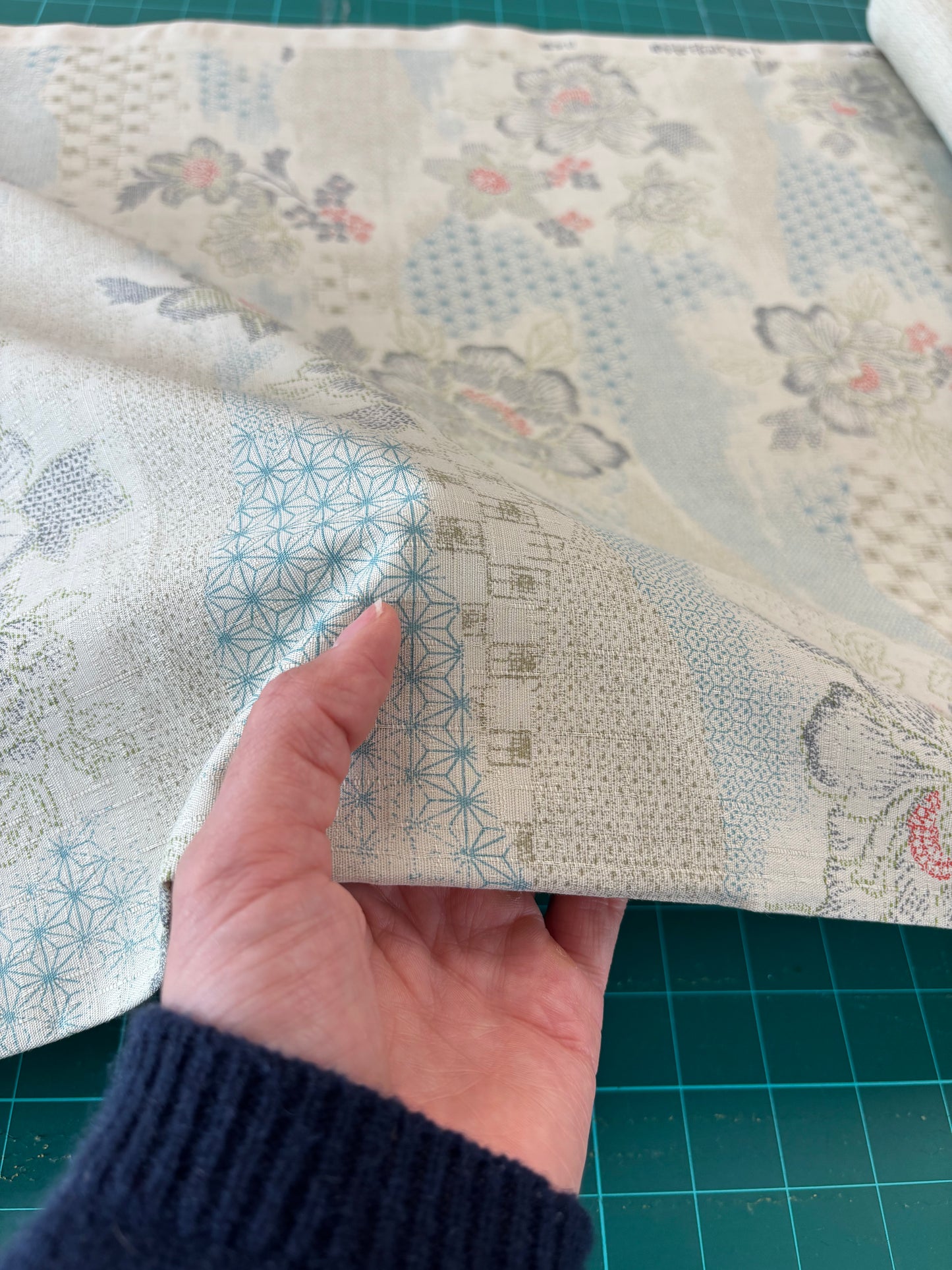 Kobayashi - Sketchy Floral Cotton Dobby