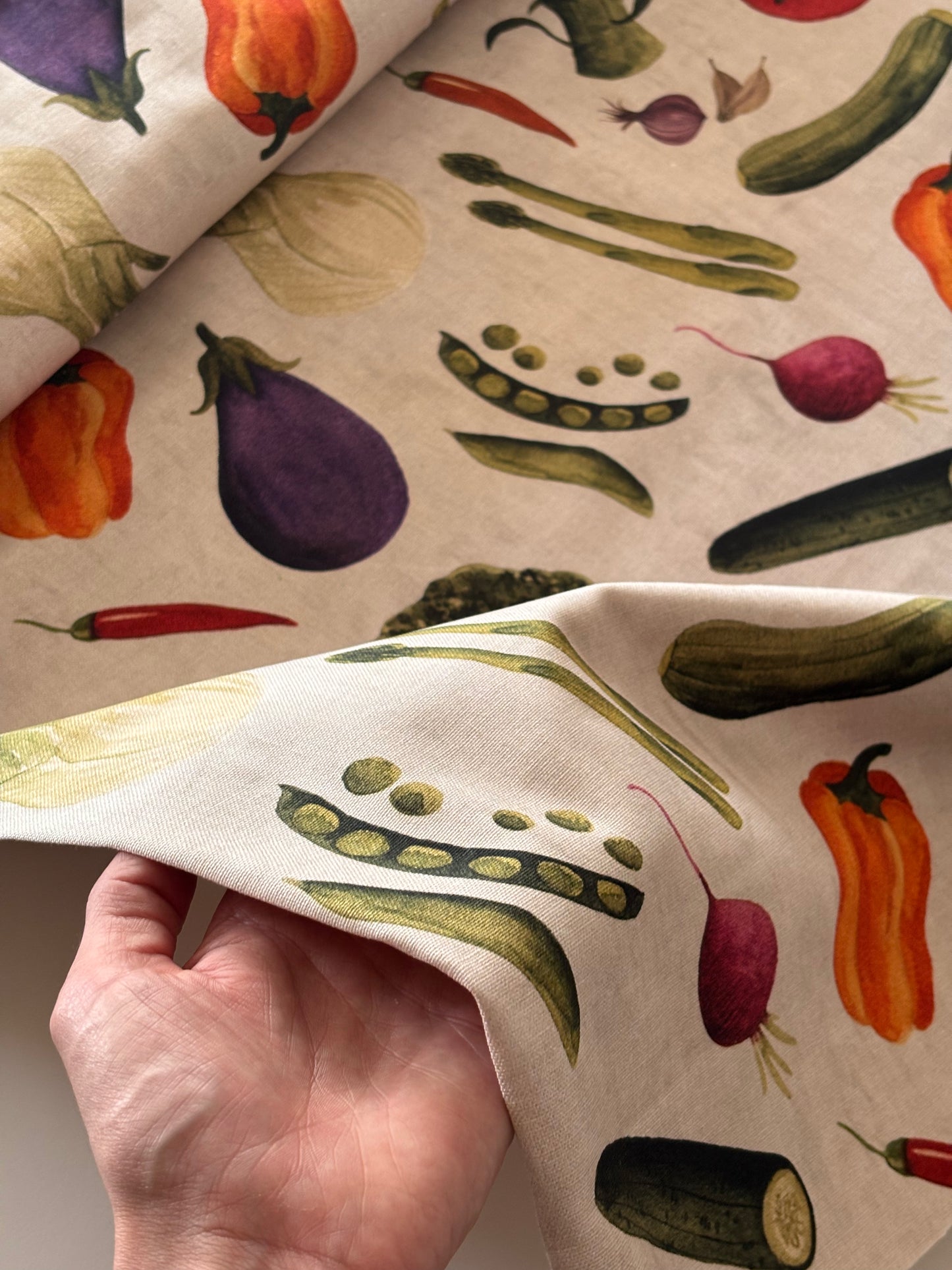 Vegetable Melange - Lightweight Canvas (Cream)