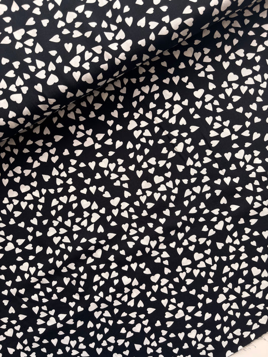 Viscose ECOVERO™ - Black & White Hearts