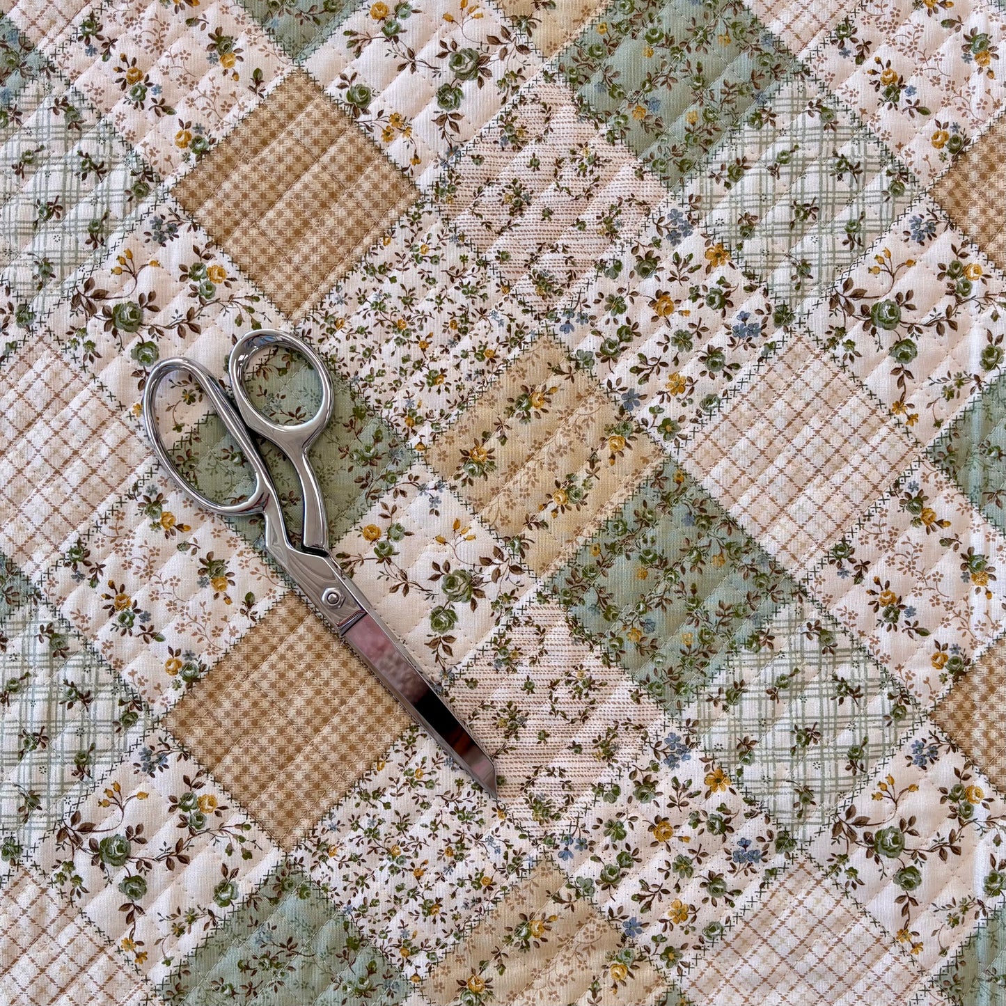 Quilted Cotton Patchwork - Cozy Cottage