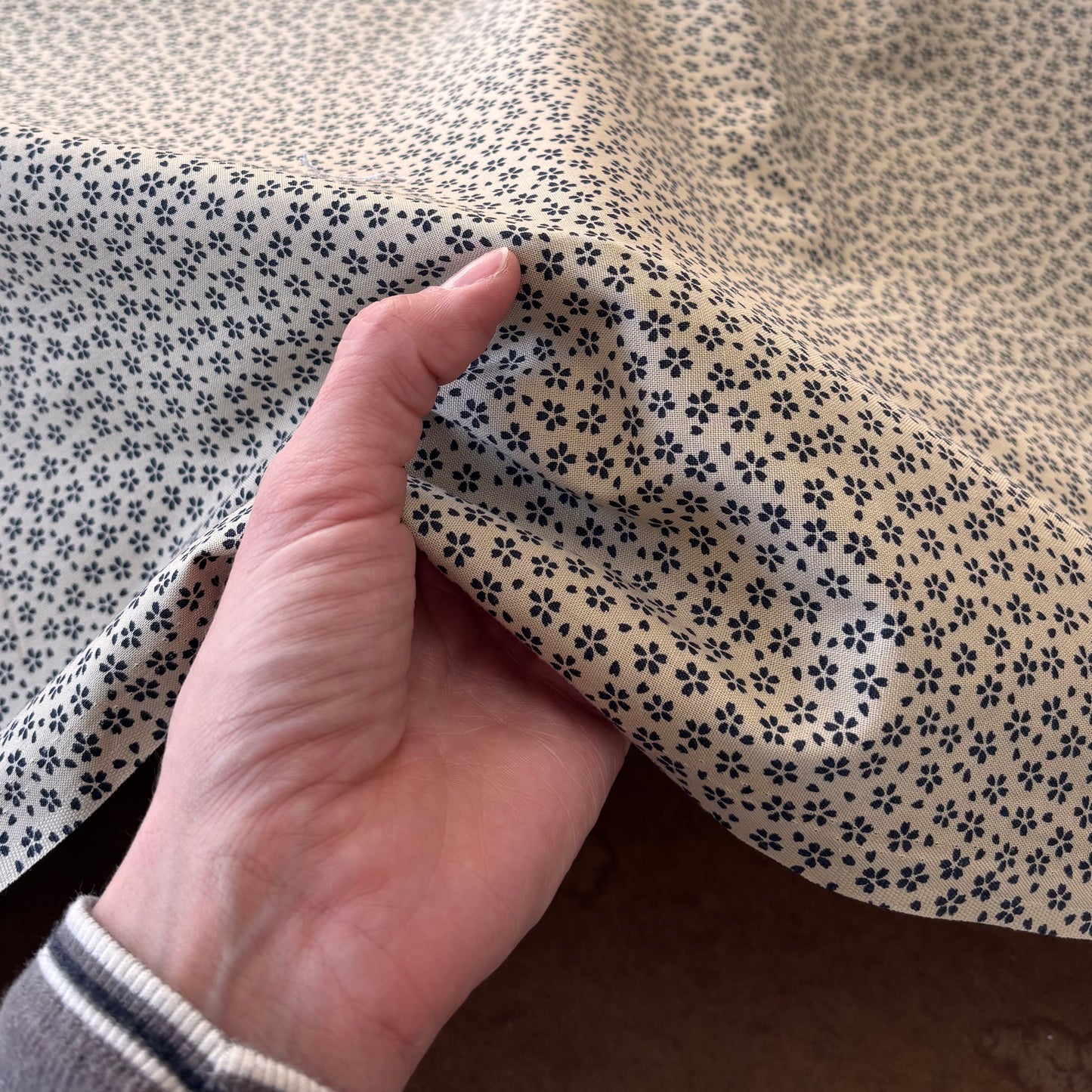 Sevenberry - Off-White Cherry Blossom Sakura