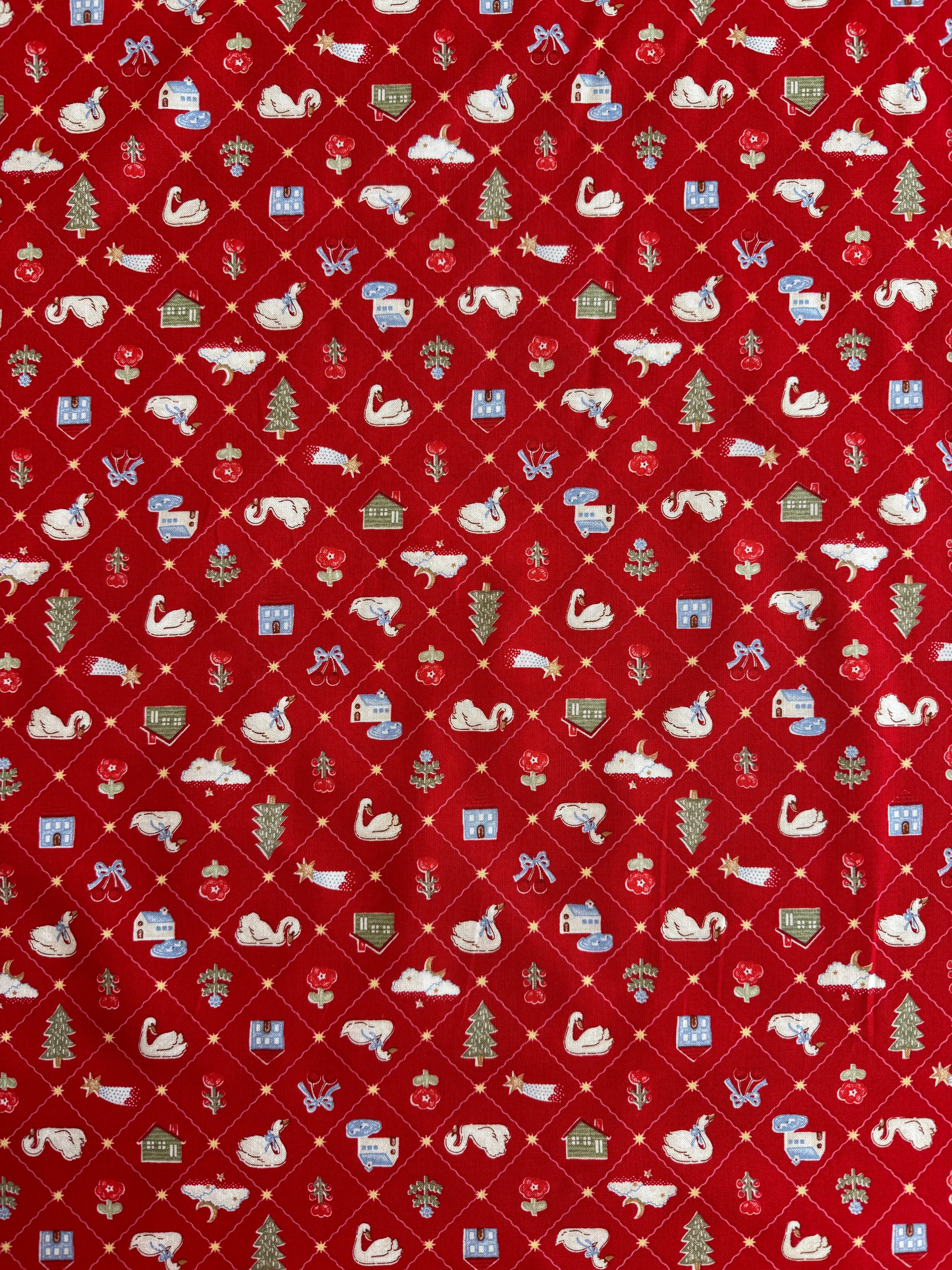 Cozy Swans - Red