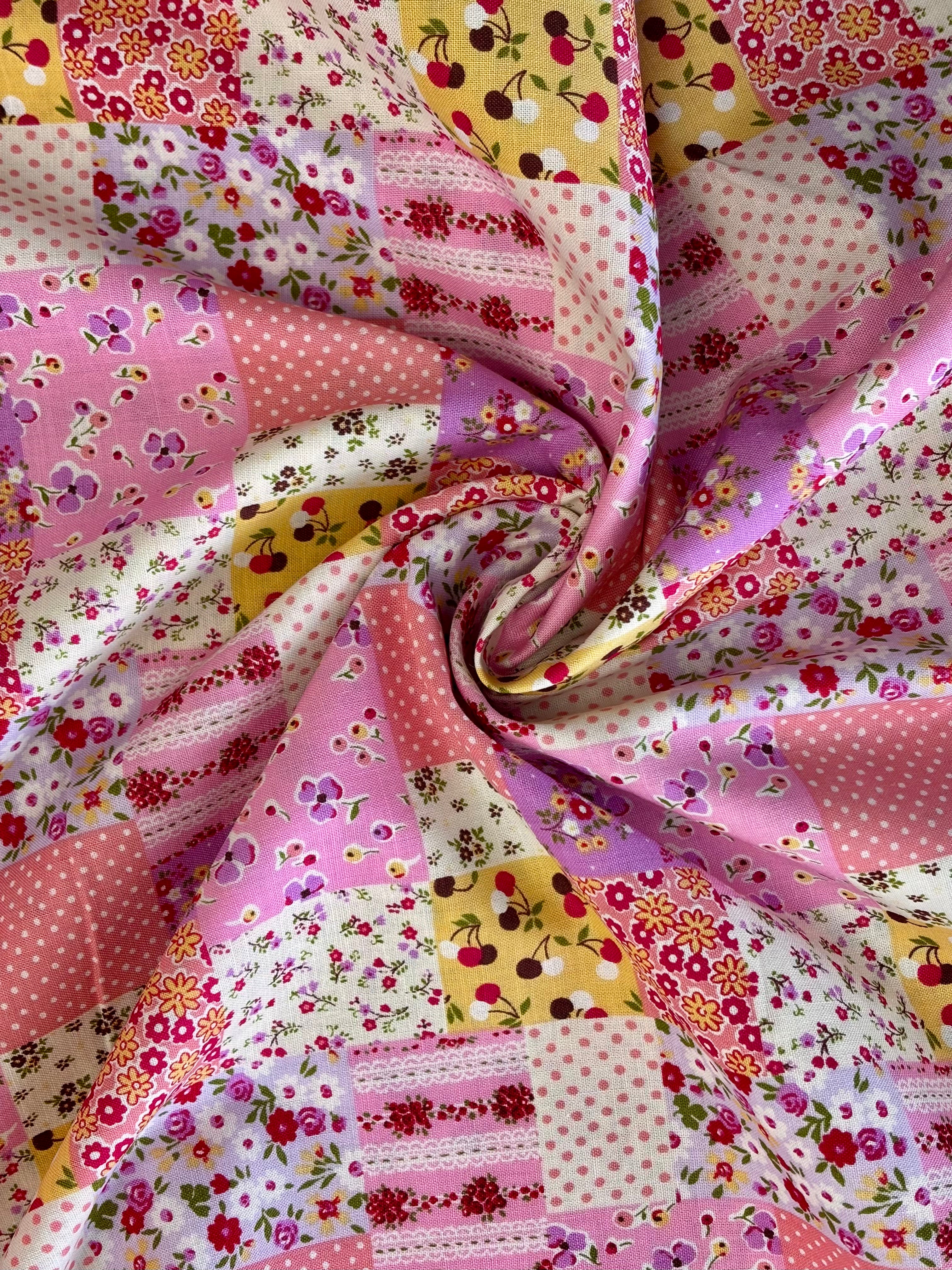 Sevenberry Country Floral Cottage (Pink)