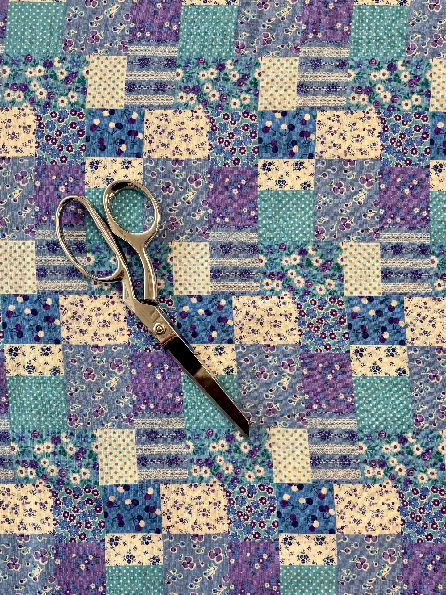 Sevenberry Country Floral Cottage (Blue)