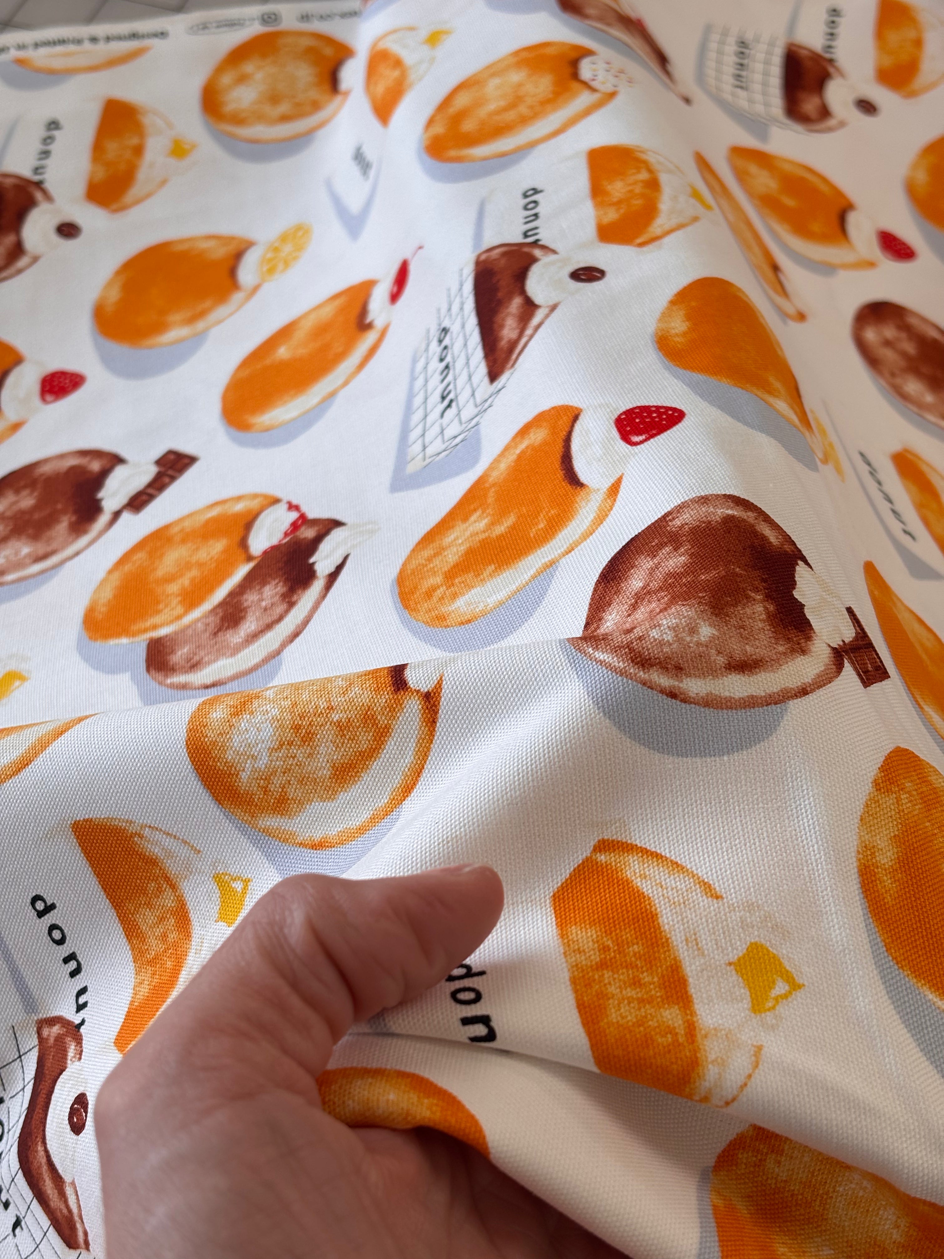 Cosmo - Cream-Filled Doughnut Cotton Oxford