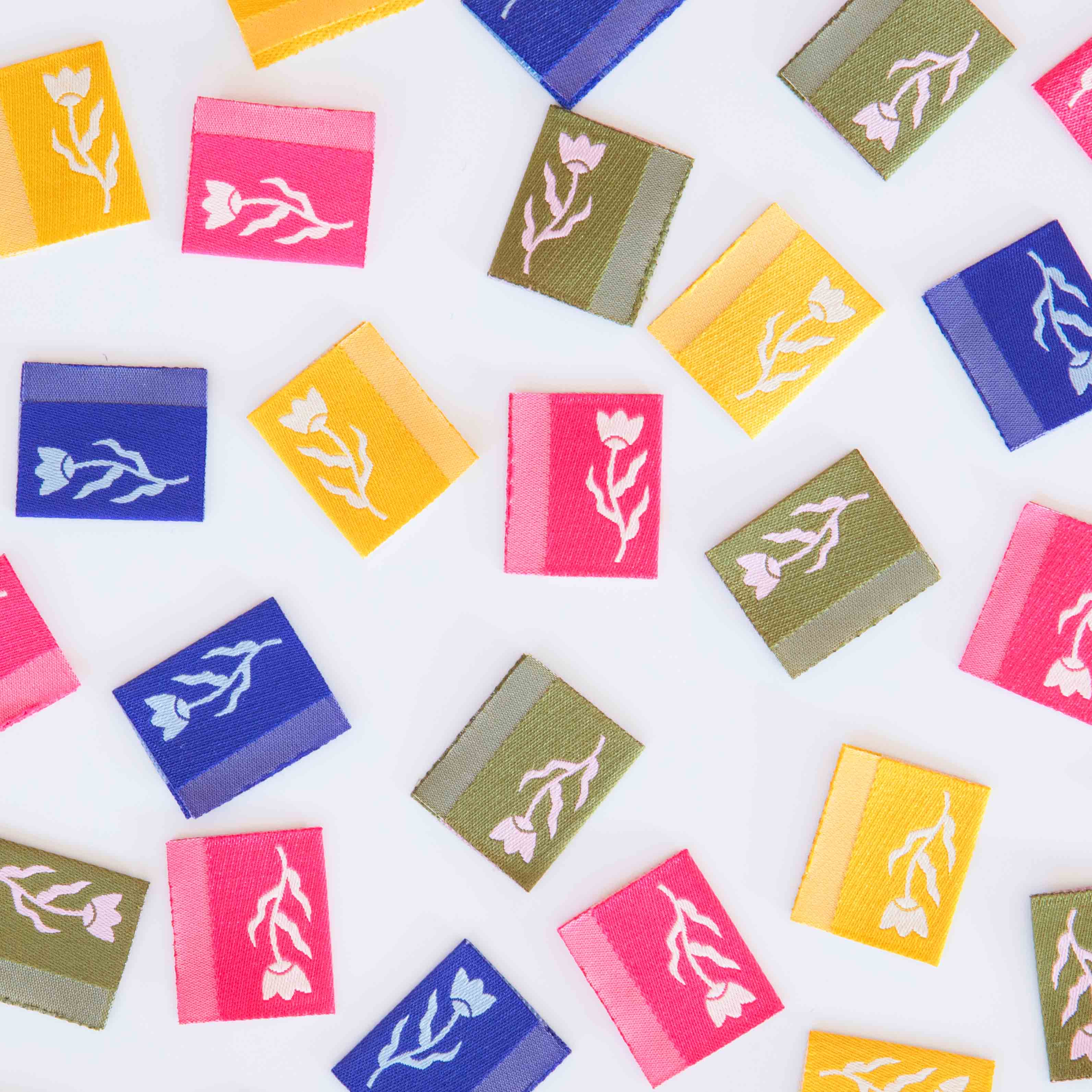 Tiny Floral Side Woven Labels Multipack