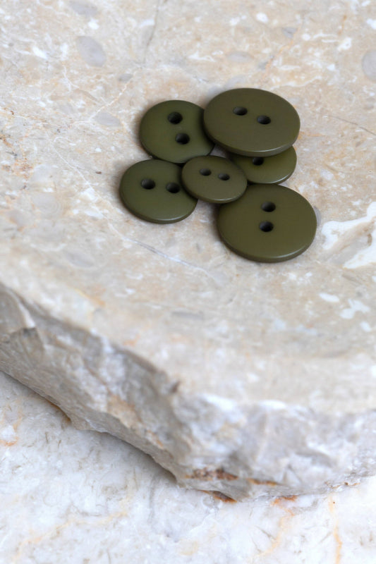Classic Matte Buttons - Ivy Green (12mm)