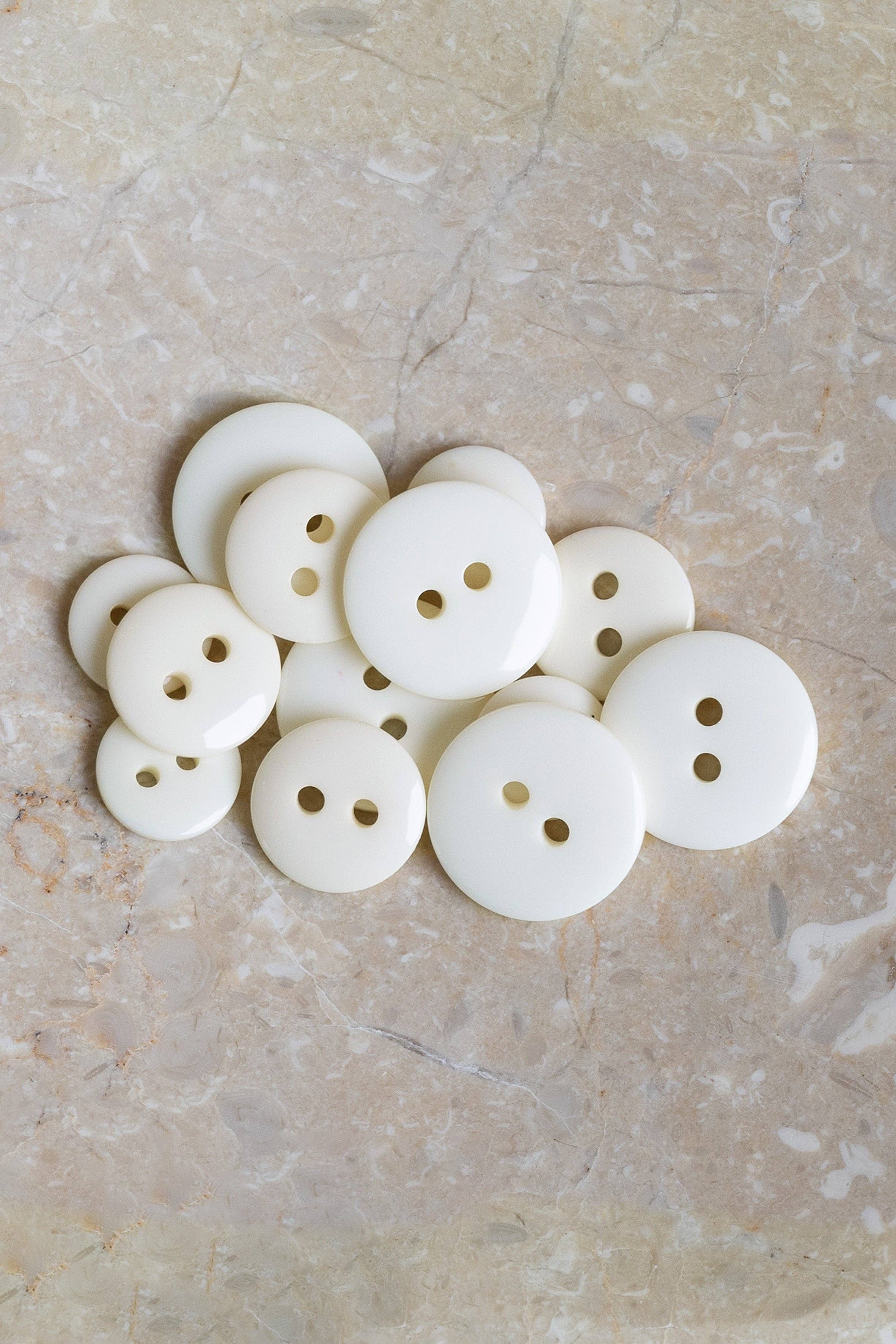 Classic Shine Buttons - Off-White (15mm)