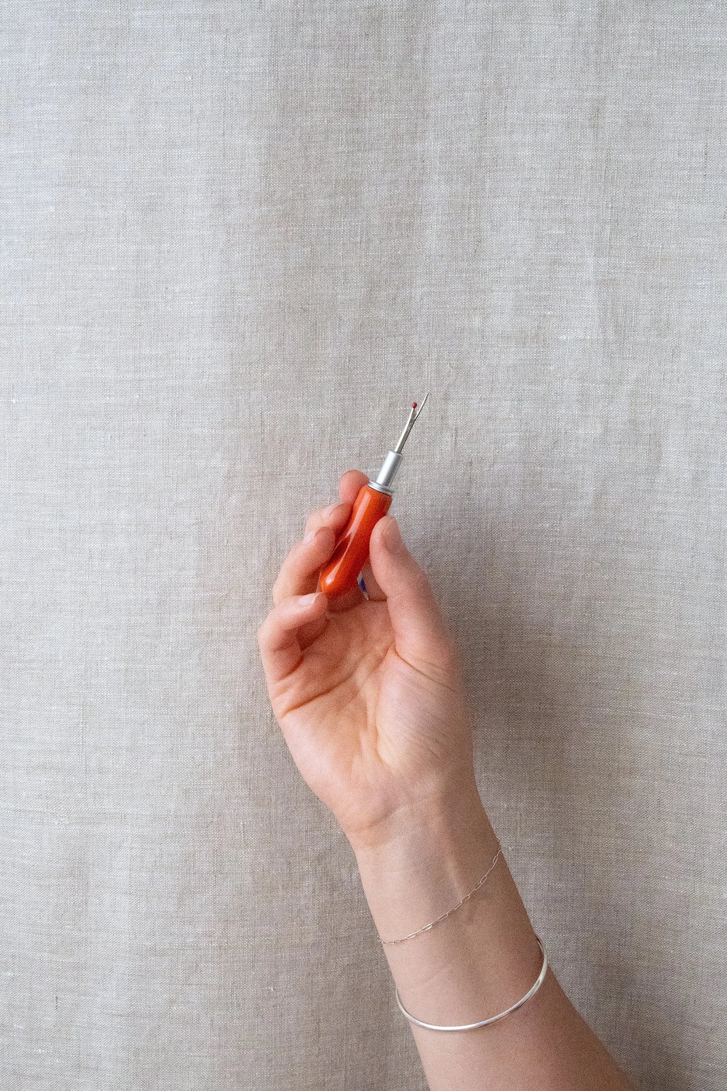 Seam Ripper with Ceramic Handle